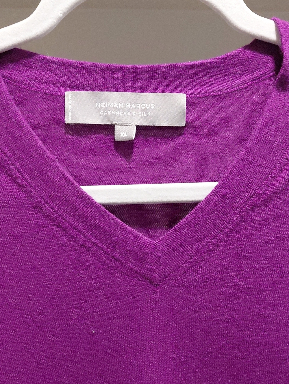 Neiman Marcus Men's Purple Cashmere & Silk V-Neck Sweater